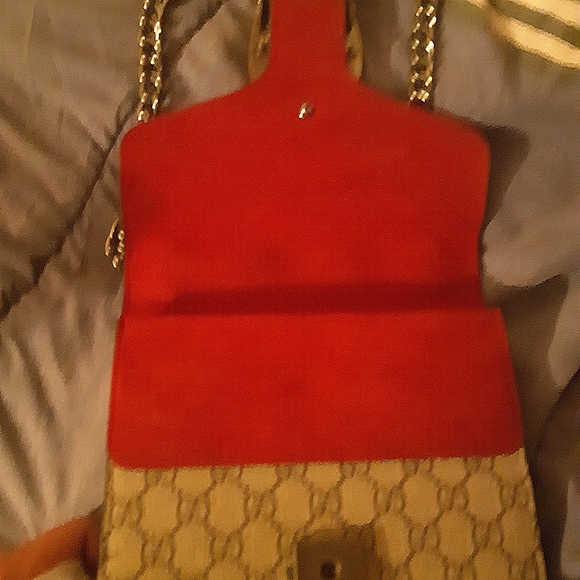 Gucci purse - Picture 2 of 3